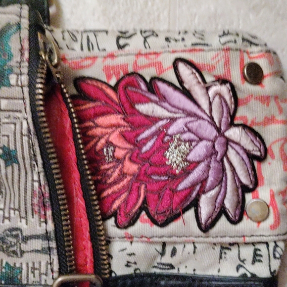 Purse - Picture 3 of 6